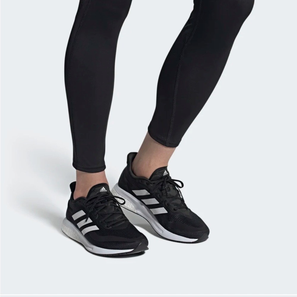 NEW adidas Women’s Supernova Running Shoes Sneakers Black White Size 7